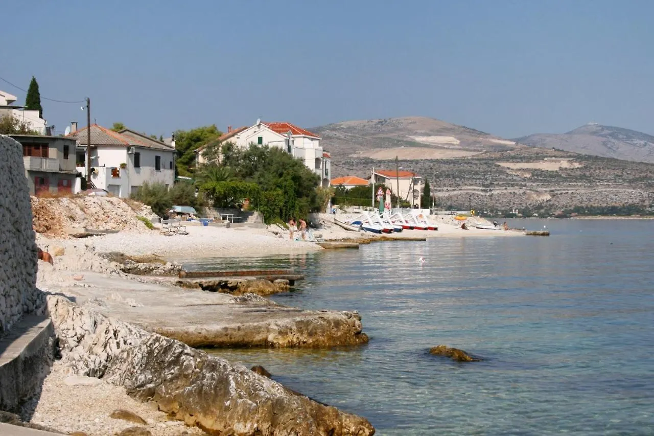 Apartments By The Sea Arbanija, Ciovo - 11514