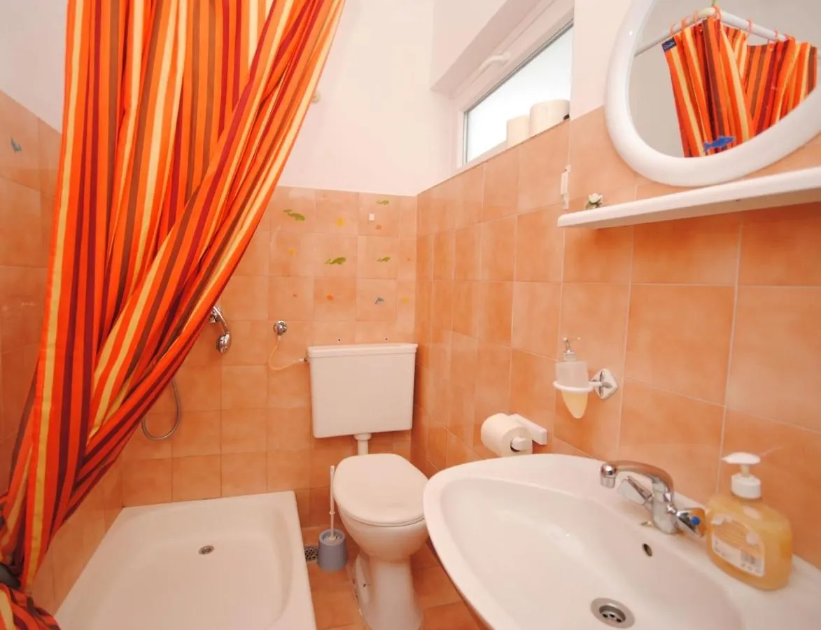Apartments By The Sea Arbanija, Ciovo - 11514